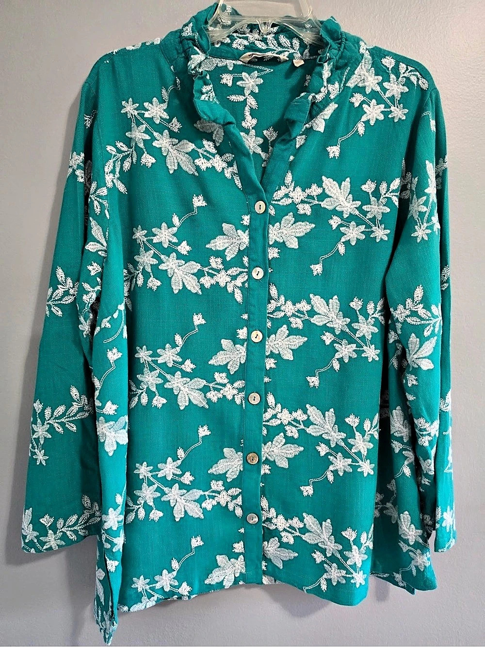 Soft Surroundings linen Floral Embroidered boho summer button up blouse size 1X